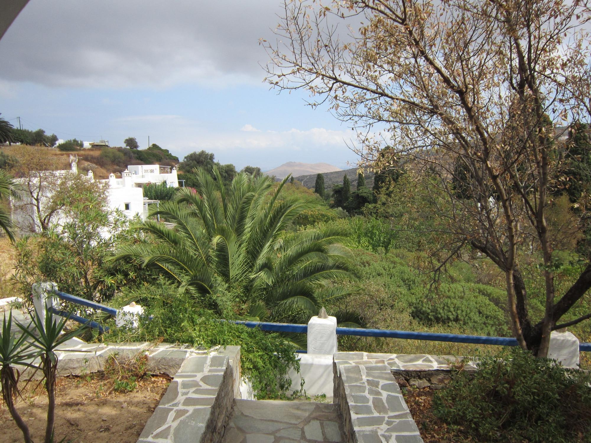 Lefkes Village Parikia  Luaran gambar