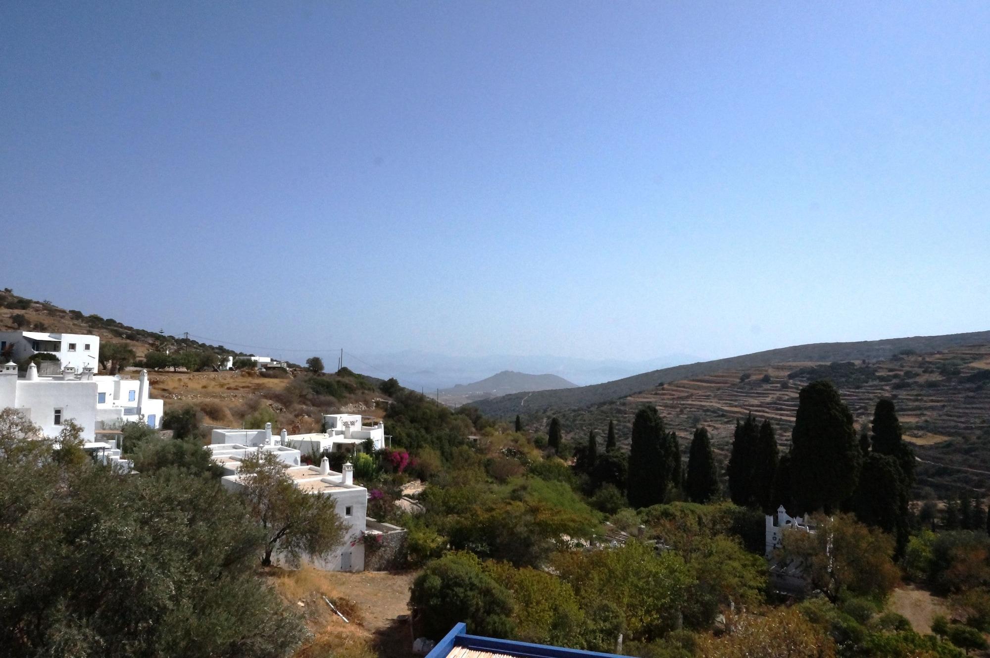Lefkes Village Parikia  Luaran gambar
