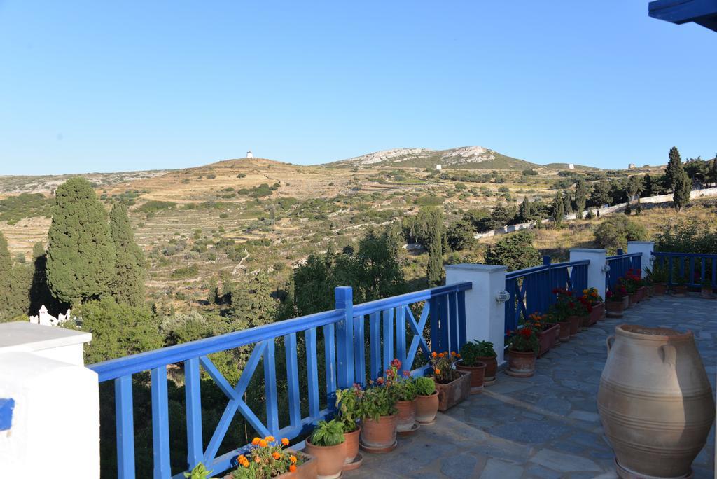Lefkes Village Parikia  Luaran gambar