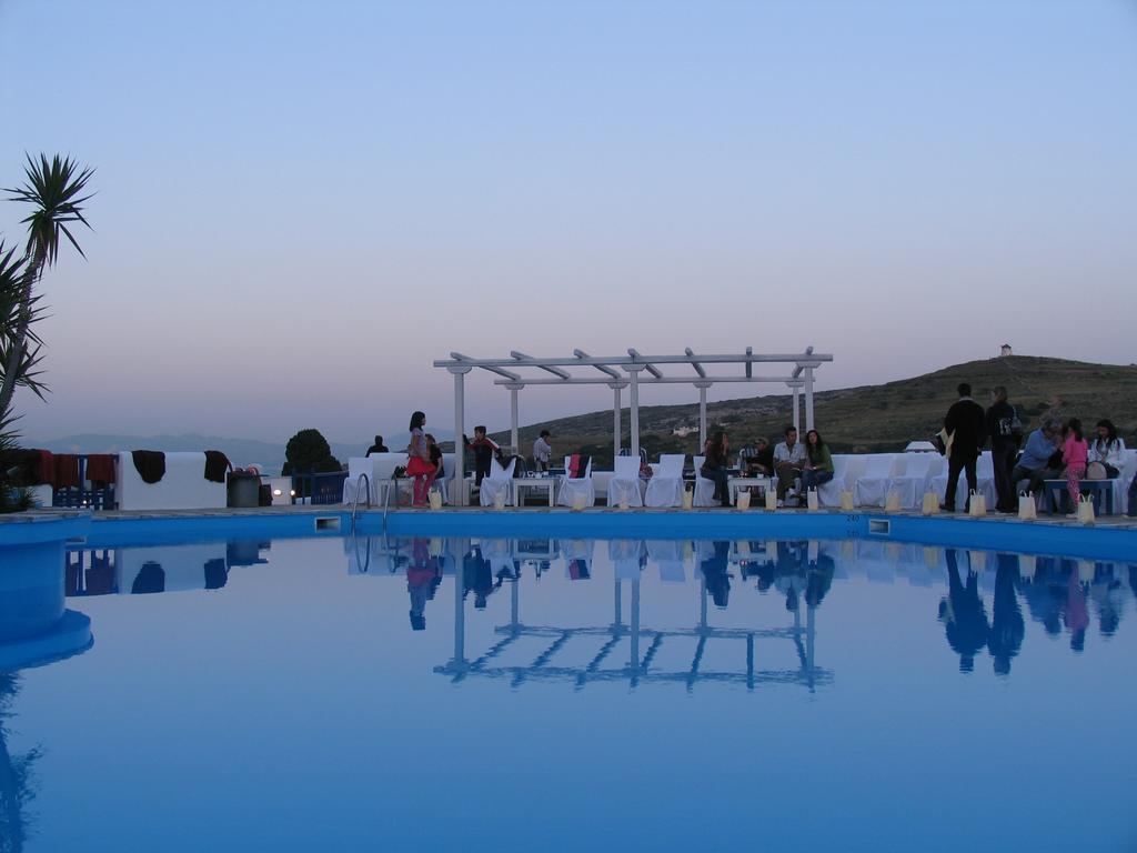 Lefkes Village Parikia  Luaran gambar