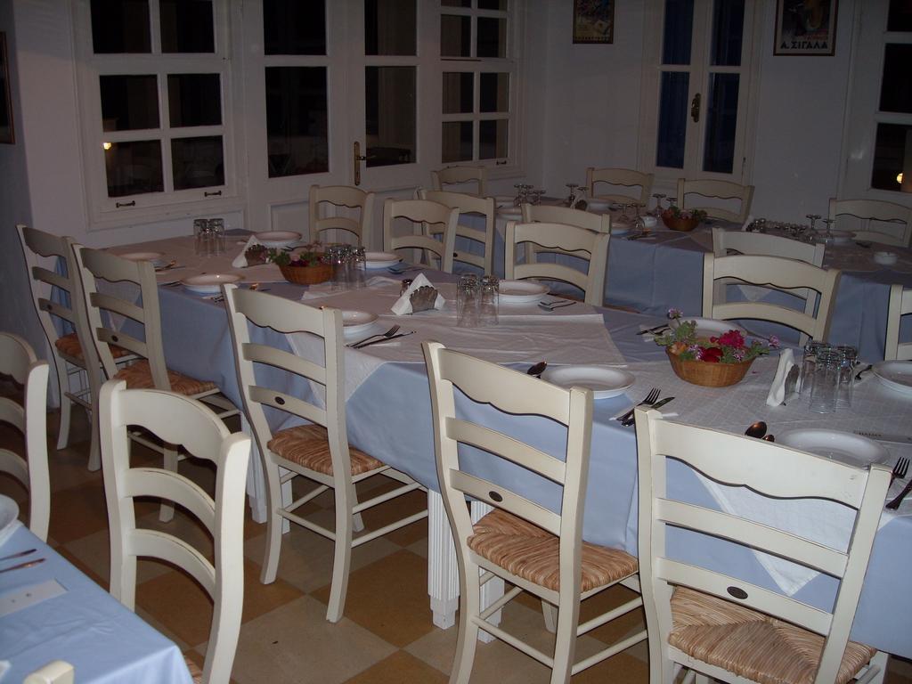 Lefkes Village Parikia  Luaran gambar